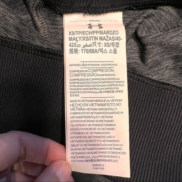 Under Armour NWT $60 Under Armour Women's UA Unstoppable Ribbed Leggings 1324207 - Picture 8 of 9